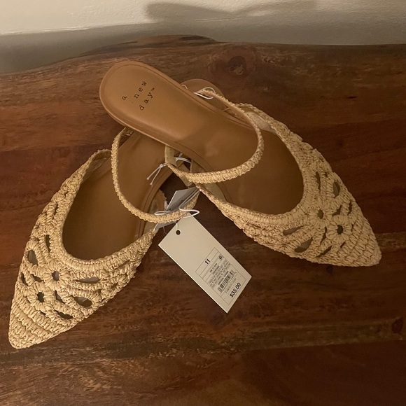 Women's Cream Woven Flats by a new day - Picture 6 of 8